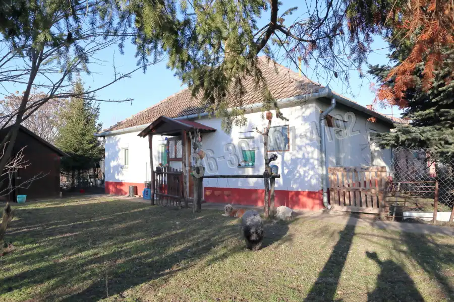 eladó családi ház, Mélykút