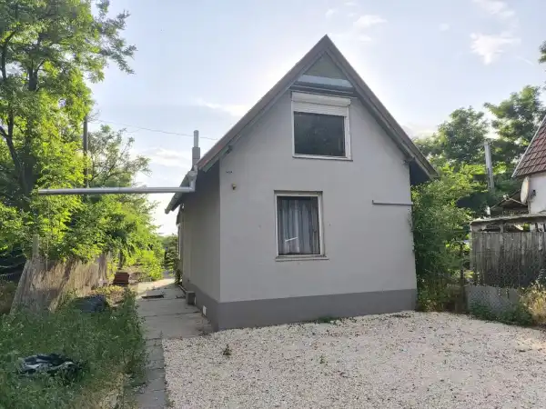 Eladó családi ház, Sándorfalva 2 szoba 59 m² 23.9 M Ft