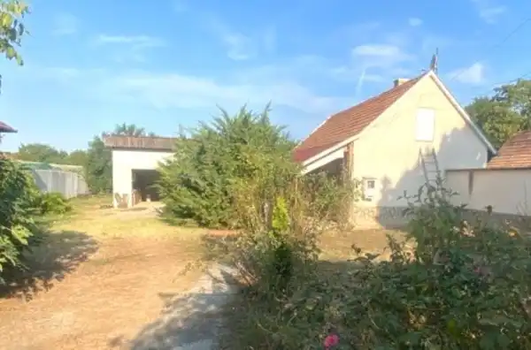 Eladó családi ház, Szeged 4 szoba 150 m² 49.5 M Ft