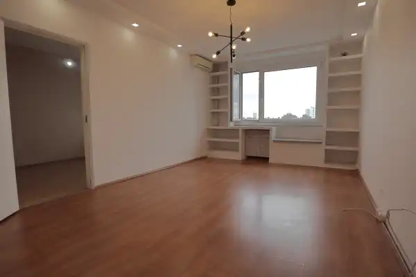 Eladó panellakás, Szeged 3 szoba 61 m² 51.9 M Ft