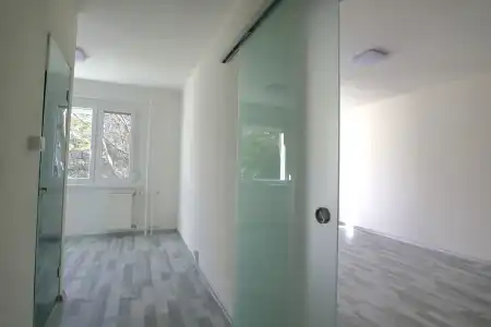 Eladó panellakás, Szeged 2 szoba 35 m² 44.9 M Ft