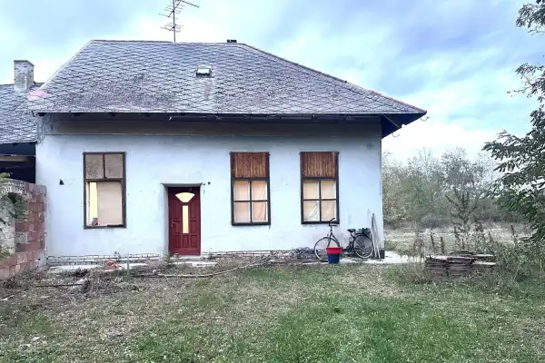 Eladó tanya, Balástya 2 szoba 58 m² 15 M Ft