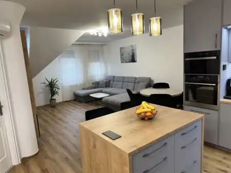 Eladó téglalakás, Szeged 2+2 szoba 83 m² 94.9 M Ft