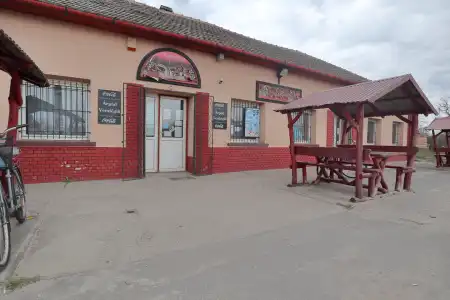 Eladó vendéglátás, Ópusztaszer 250 m² 17.9 M Ft